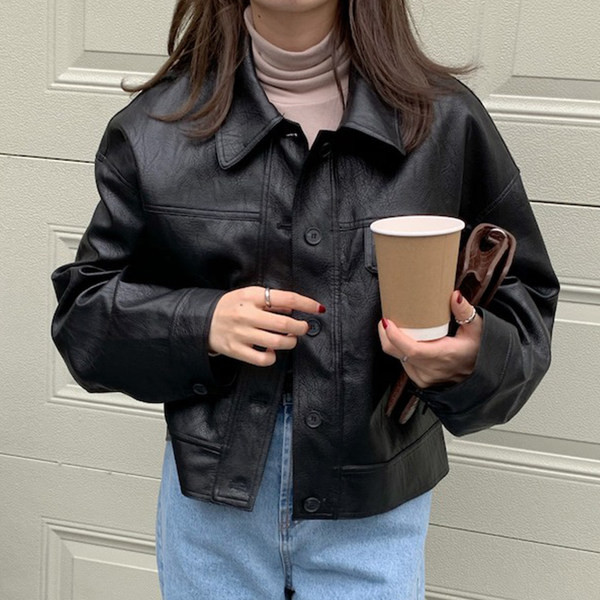 Női alkalmi bőrkabát széles modell