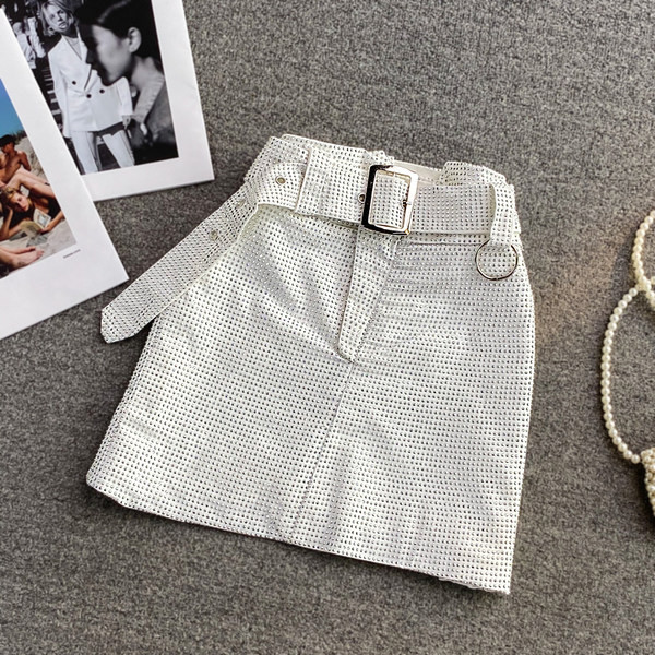 Naujo modelio moteriškas trumpas sijonas su dirželiu ir aukštu juosmeniu