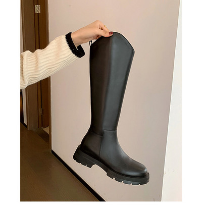 Modernūs moteriški aulinukai iš dirbtinės odos su užsegimu šone