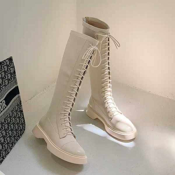 Moteriški batai iš dirbtinės odos su raišteliais ir užtrauktuku