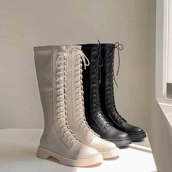 Moteriški batai iš dirbtinės odos su raišteliais ir užtrauktuku