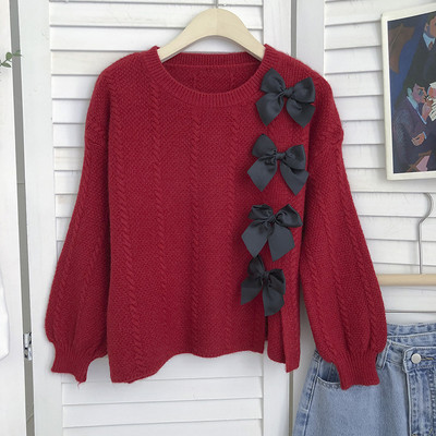 Γυναικείο πουλόβερ με οβάλ λαιμόκοψη και διακόσμηση με κορδέλα