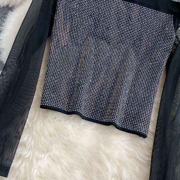 Naiste tülli ja kivist varrukatega pluus