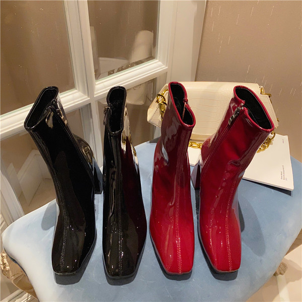 Stiilsed naiste lakknahast saapad kõrgusega 8 cm