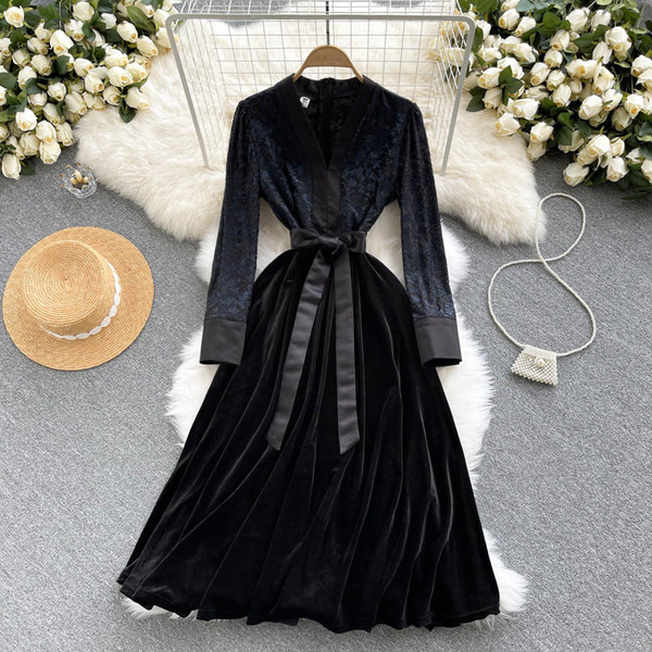 Rochie de dama cu cravate in talie - culoare neagra