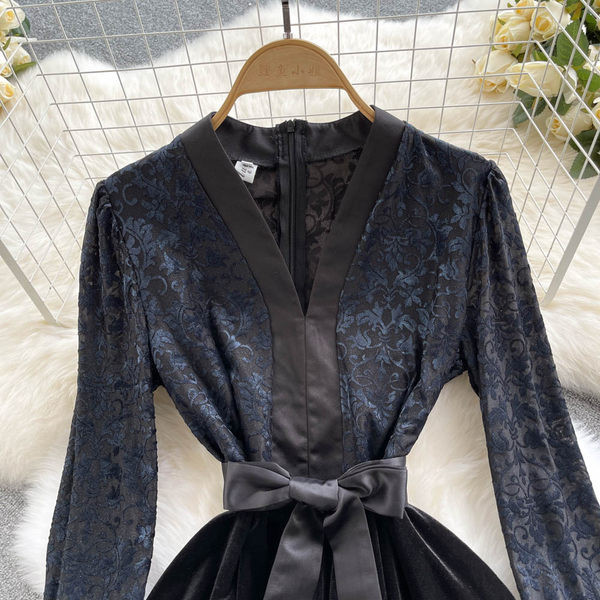 Rochie de dama cu cravate in talie - culoare neagra