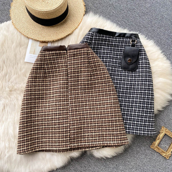 Fusta dama in carouri cu talie inalta si accesoriu