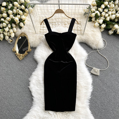 Rochie de dama moderna din catifea cu bretele largi