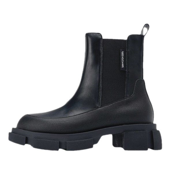 Model nou de cizme din piele ecologica cu talpa aspra pentru femei