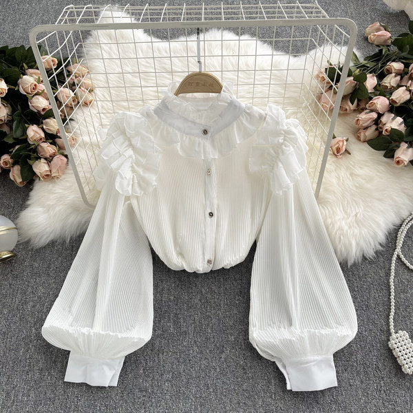 Cămașă de damă cu guler jos și bucle