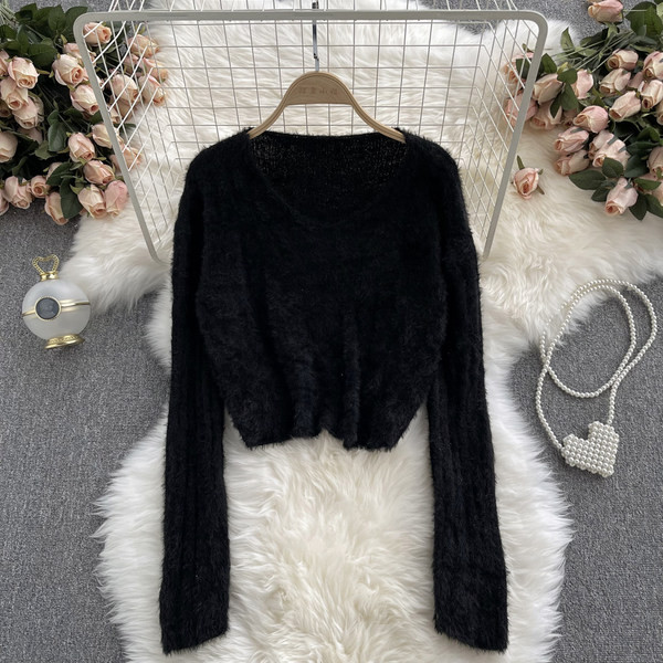 Pulover de puf de damă cu decolteu rotund