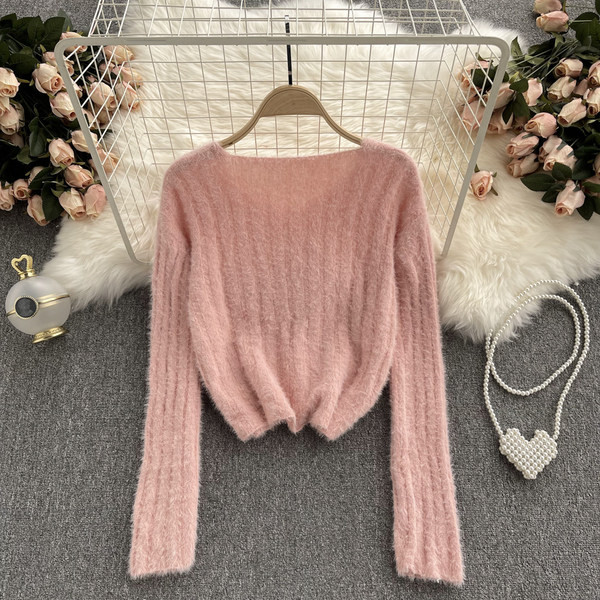 Pulover de puf de damă cu decolteu rotund