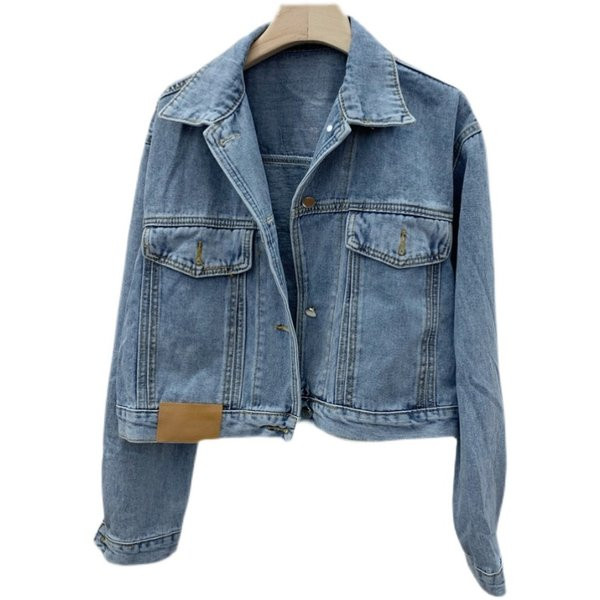 Jachetă modernă de denim de damă cu buzunare și mâneci lungi