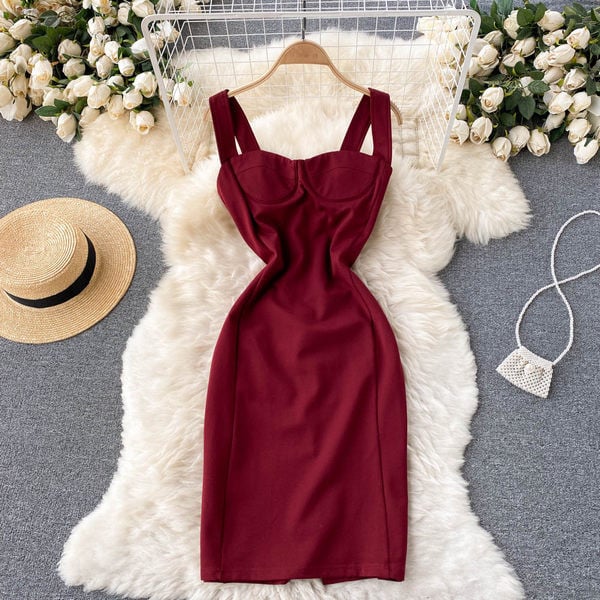 Rochie de dama cu bretele visiniu