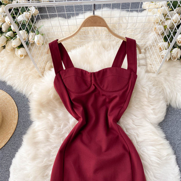 Rochie de dama cu bretele visiniu