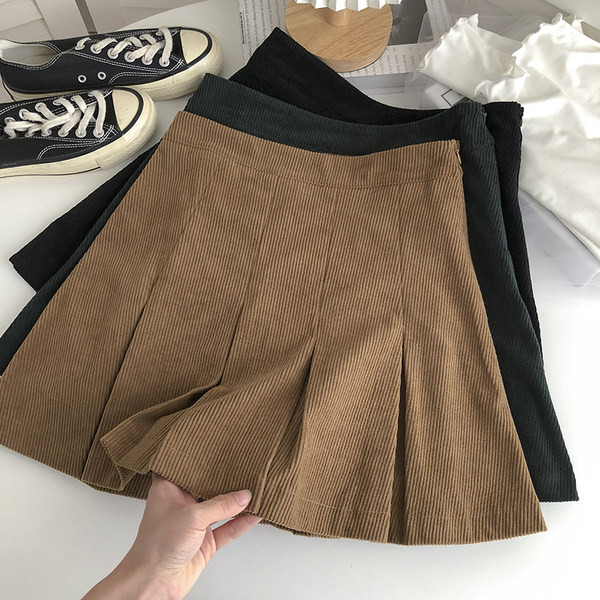 Fusta de dama cu talie inalta si linie A