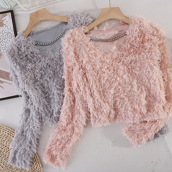 Cămașă de puf de damă cu lanț metalic