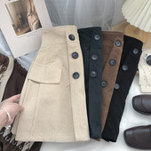 Fusta scurta cu nasturi si linie A