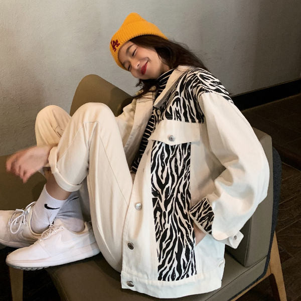 Geaca de dama moderna din denim model larg cu animal print