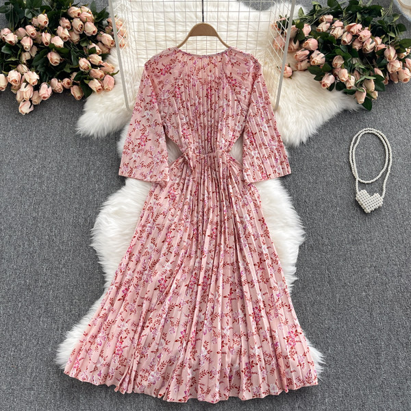 Rochie de dama plisata cu model floral si maneci lungi