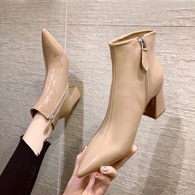 Cizme moderne din piele lacuita cu toc patrat si fermoar