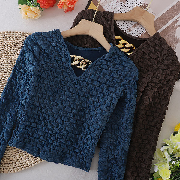 Bluza de dama model nou cu decor metalic