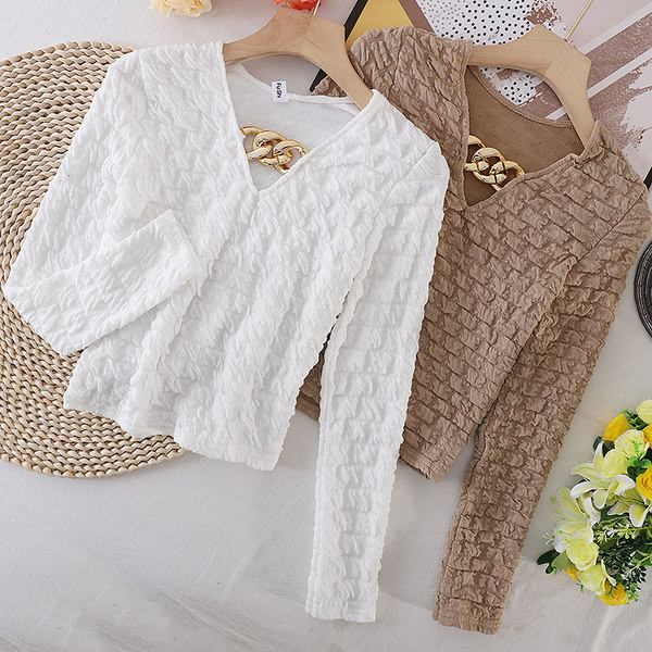 Bluza de dama model nou cu decor metalic