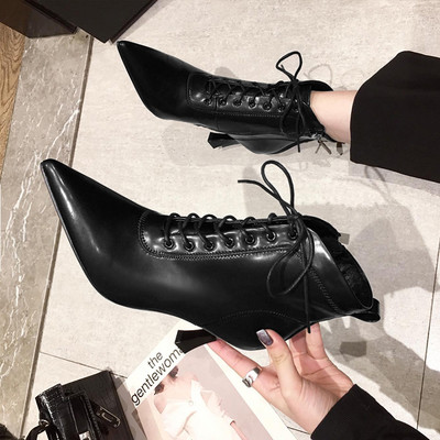 Cizme de dama in stil britanic cu sireturi si fermoar cu toc subtire