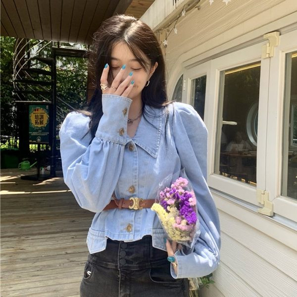 Geaca de dama moderna din denim cu nasturi model slim