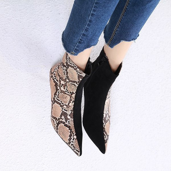 Cizme de dama stilate cu model animal print ascutit