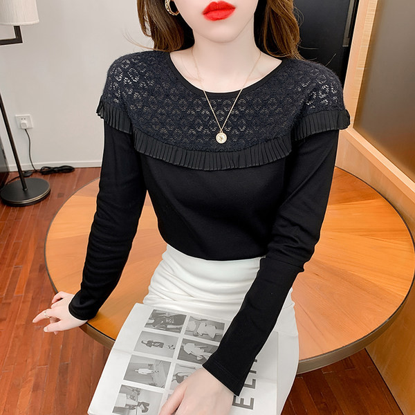 Bluză de damă cu broderie și mâneci lungi