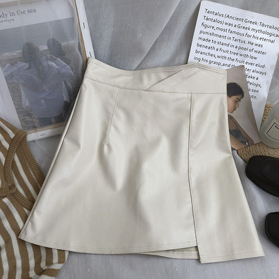 Fusta din piele cu talie inalta