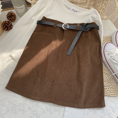 Fusta scurta de dama cu centura si buzunare