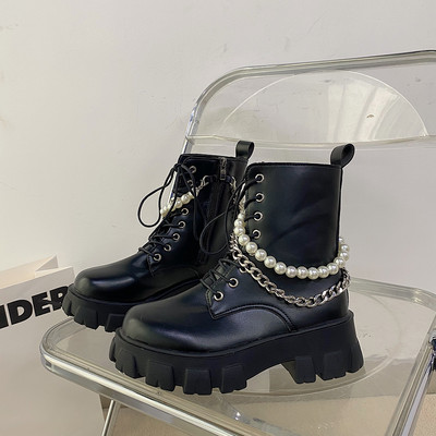 Cizme de dama cu talpa perlata aspra si lant metalic