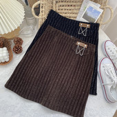 Fusta scurta de dama cu talie inalta - stil retro