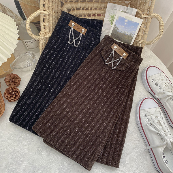 Fusta scurta de dama cu talie inalta - stil retro