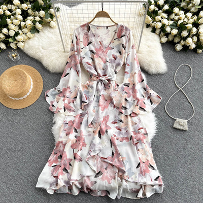 Rochie de dama cu model floral si maneci lotus