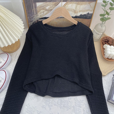 Pulover scurt de dama cu decolteu rotund