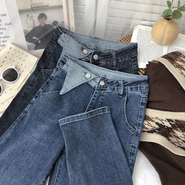 Blugi de dama cu nasturi in doua culori