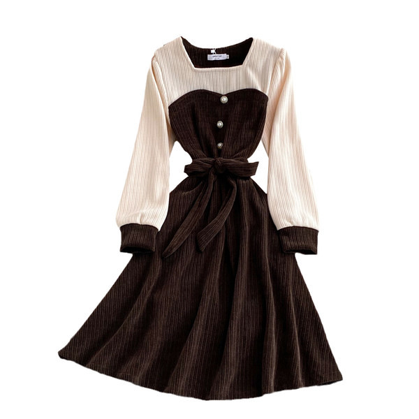 Rochie de dama din catifea cu decolteu patrat