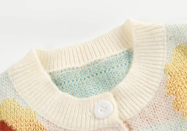 Cardigan scurt tricotat cu nasturi pentru femei