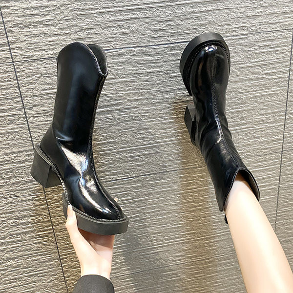 Cizme de dama din piele lacuita cu toc 6,5 cm