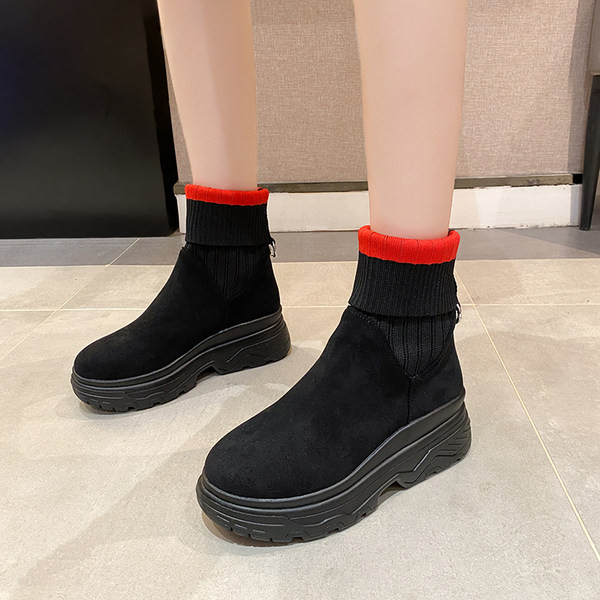 Model nou de ghete de dama cu talpa groasa