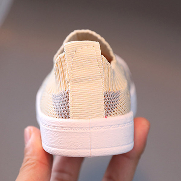 Adidasi moderni pentru copii cu talpa plate pentru baieti si fete