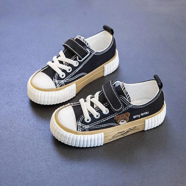 Tenisi actuali pentru copii cu cravate si broderie pentru baieti