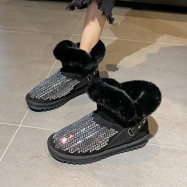 Ghete de dama moderne cu pietre si puf