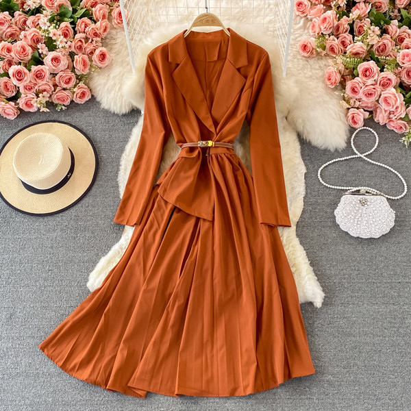 Rochie moderna de dama cu curea si decolteu spitz - culori diferite