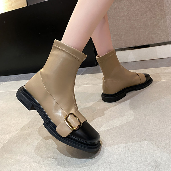 Cizme moderne cu catarama metalica