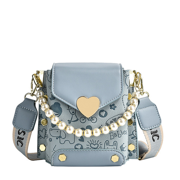 Geanta patrata de dama din piele ecologica cu inchidere metalica si perle