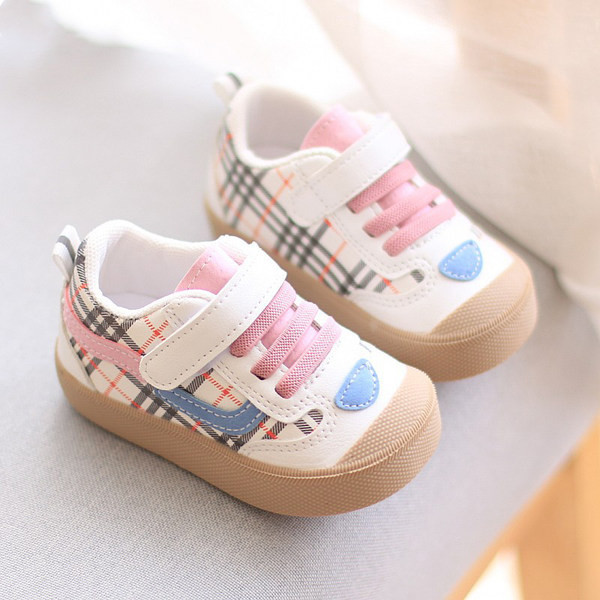 Tenisi actuali pentru copii cu sireturi pentru baieti si fete